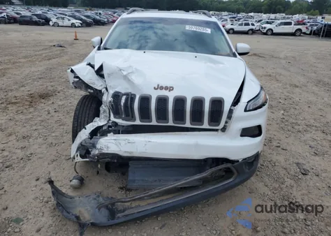 2016 Jeep Cherokee Latitude из США, поврежденный, VIN 1C4PJMCS0GW310172
